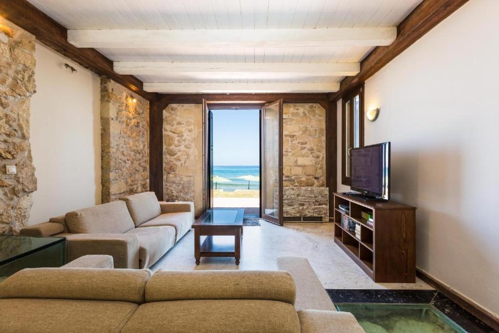 Volakas Beachfront Suites Rethymno Exteriör bild